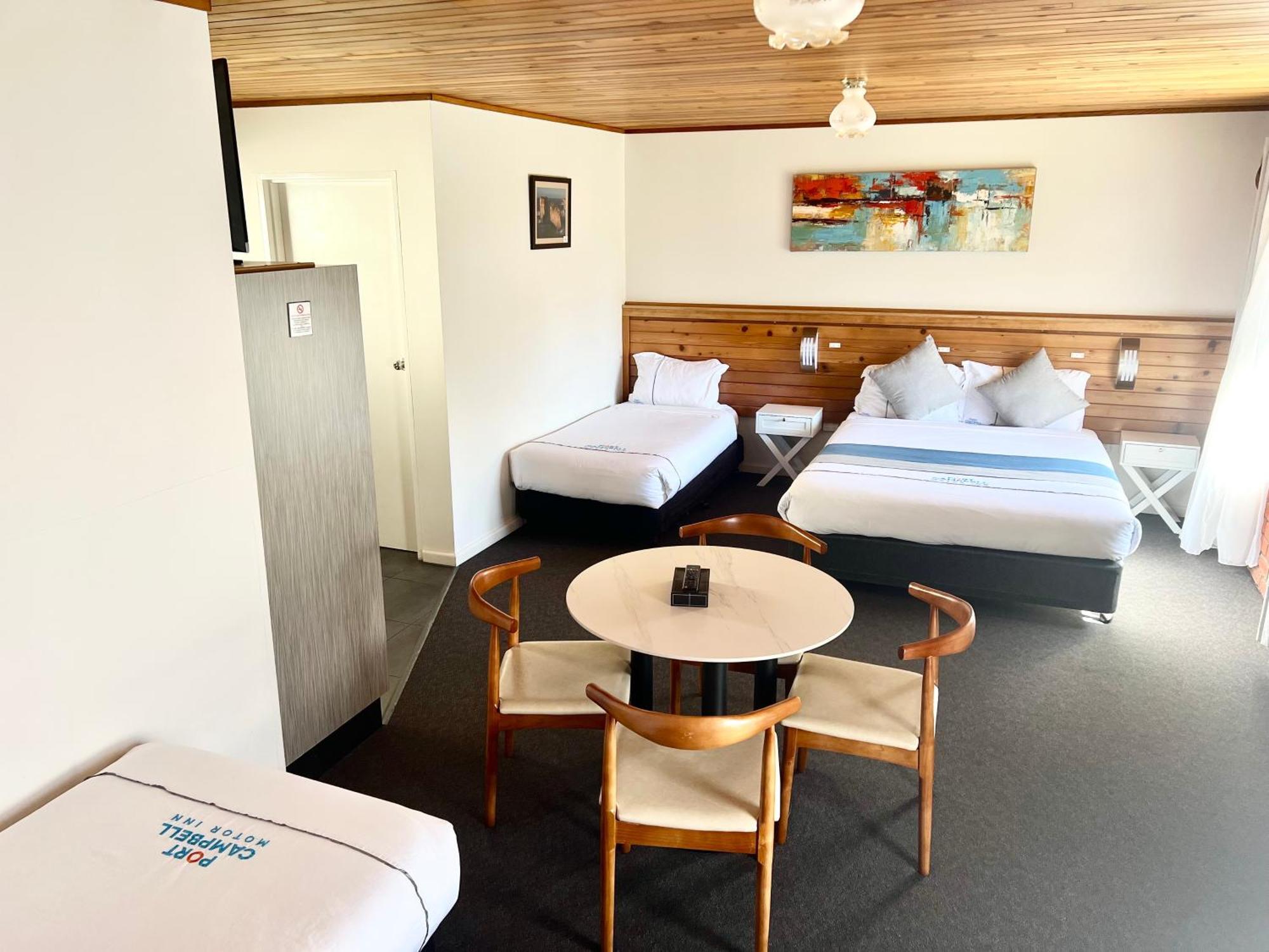 Port Campbell Motor Inn Екстер'єр фото